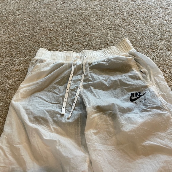 Nike Air Semi-Sheer Jogger Pant - Picture 5 of 7